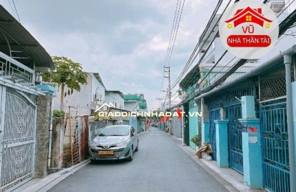 Bán nhà đẹp Măt Tiền Q.4, Gần Tân Vĩnh, 5,2m x 10m, 4 tầng, Giá nhỉnh 8 tỷ.